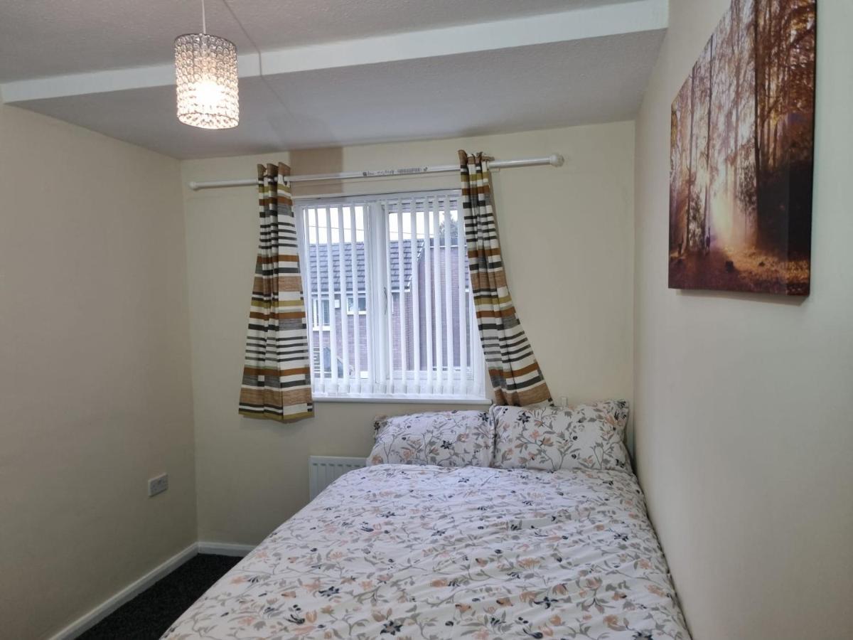 Nice Residential Within Easy Reach Of Town Manchester Buitenkant foto