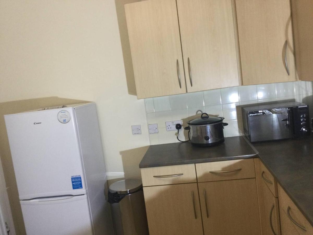Nice Residential Within Easy Reach Of Town Manchester Buitenkant foto